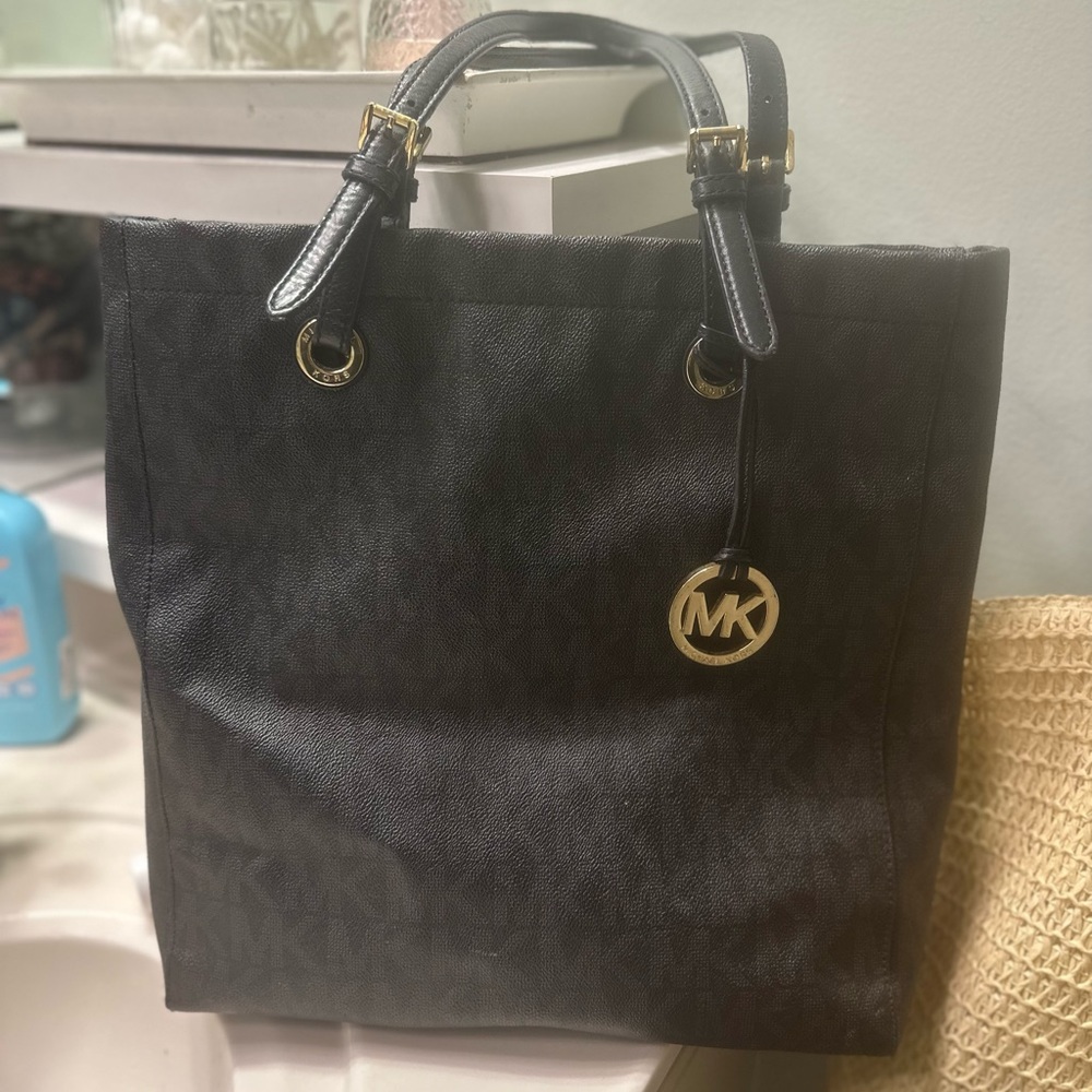 Black Tote Michael Kors